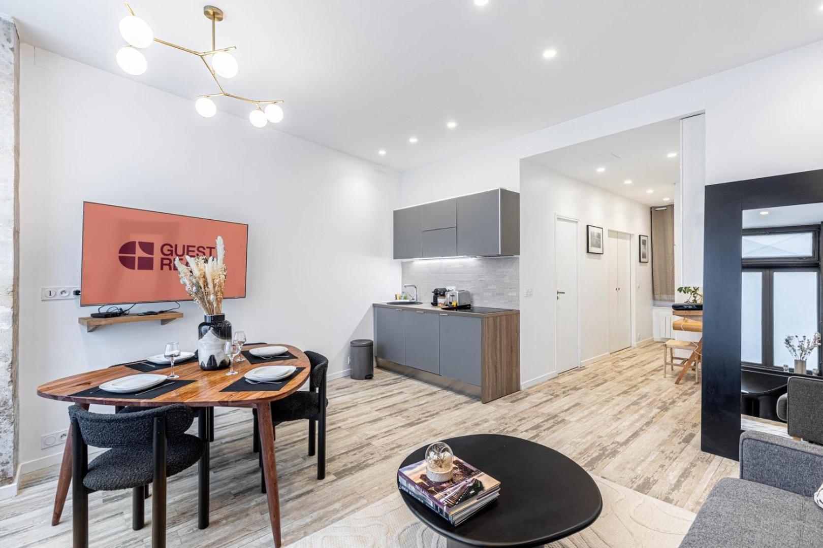 Appartement Guestready - Stunning Near Eiffel Tower Parijs